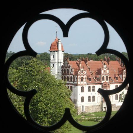 Historisches Gebaeude " Rentmeisteramt" Basedow Basedow  Luaran gambar